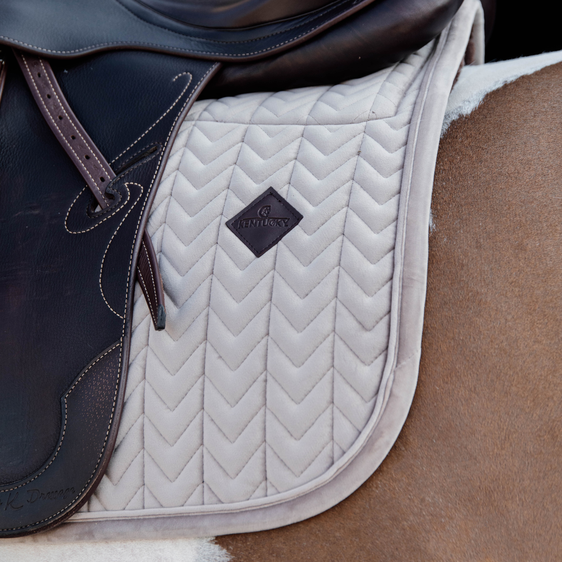 Kentucky Horsewear Skin Friendly Saddle Pad Velvet Dressage, Beige
