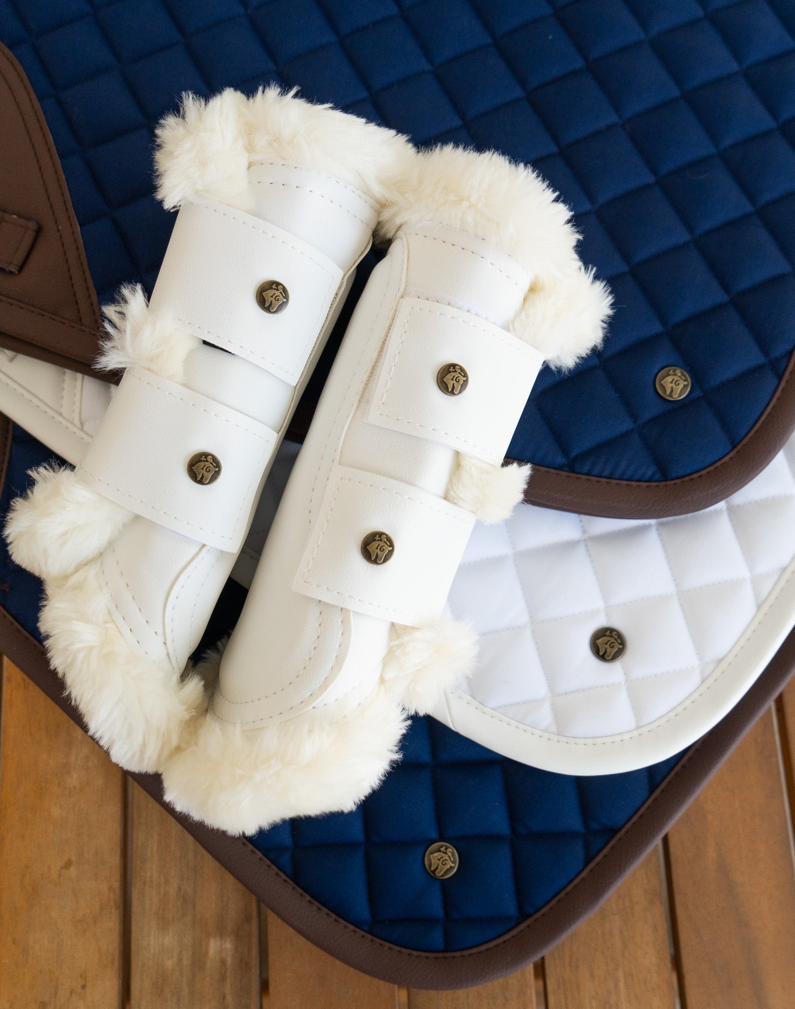 Sixteen Cypress Leatherette Brushing Boots, White