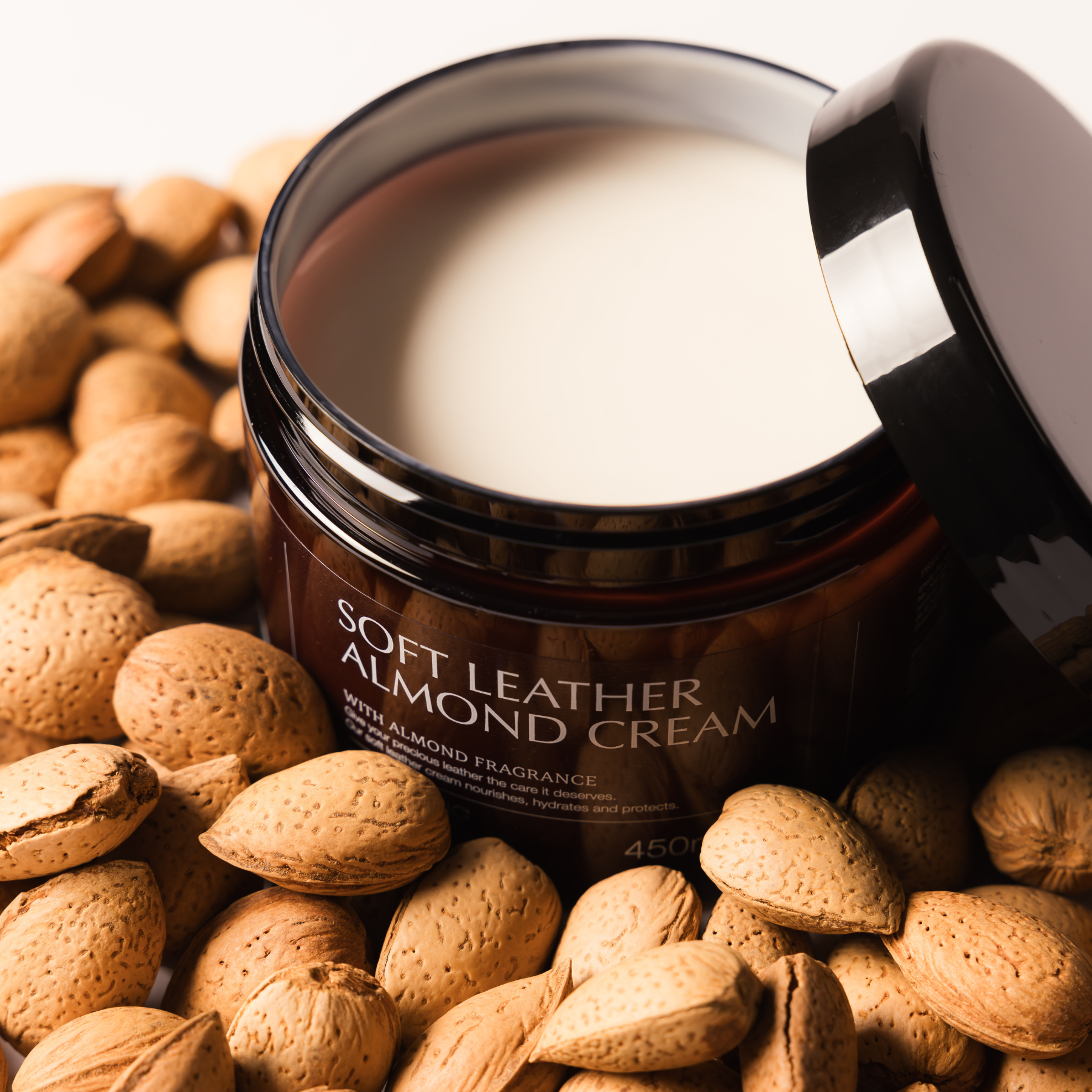 Kentucky Horsewear GD Soft Leather Cream, Almond 450ml