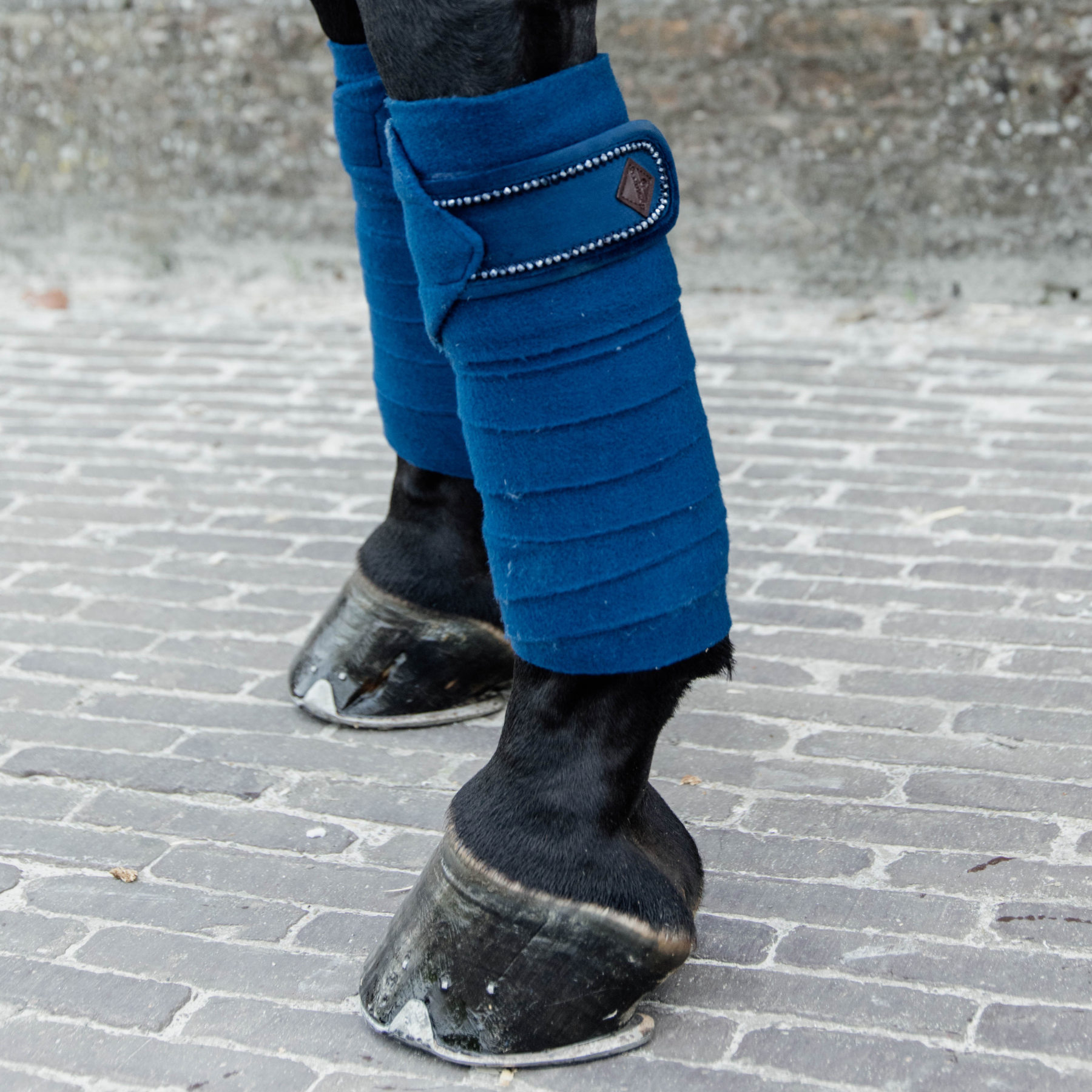 Kentucky Horsewear Polar Fleece Bandage Velvet Pearls, Navy, Full