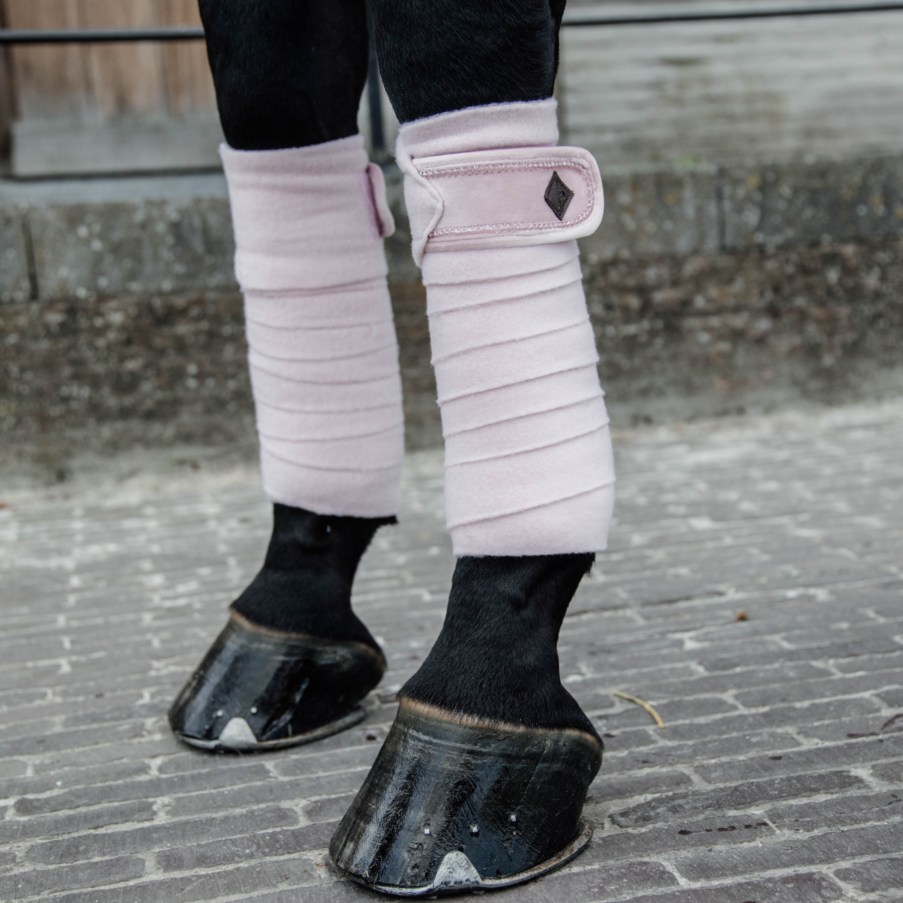Kentucky Horsewear Polar Fleece Bandage Velvet Pearls, Soft Rose, Full