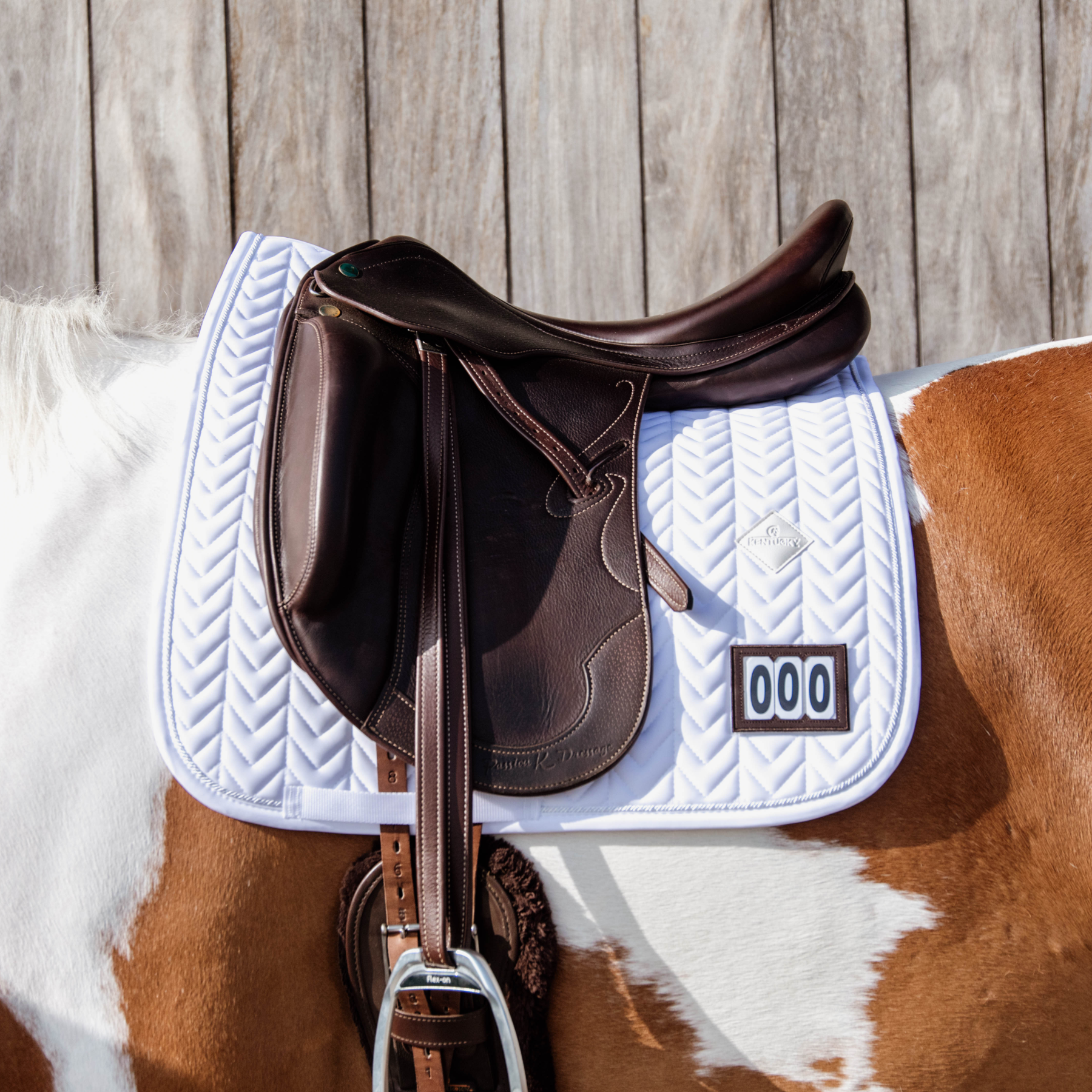 Kentucky Horsewear Saddle Pad Fishbone White Dressage Competition Edition