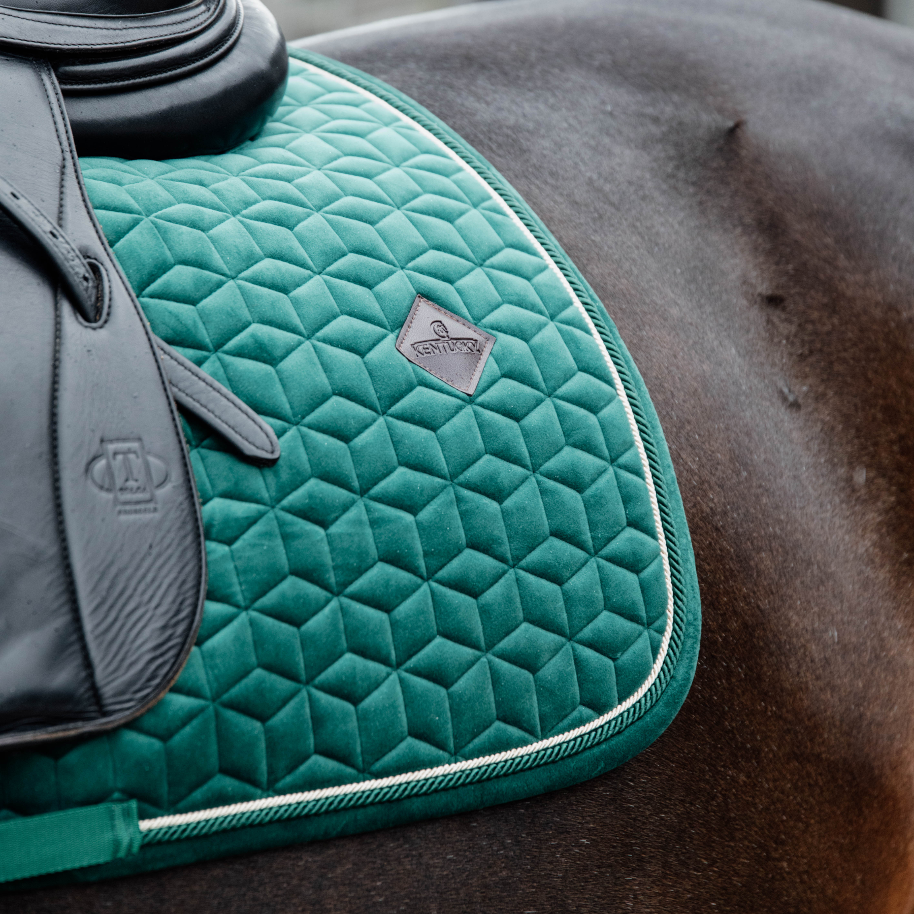 Kentucky Horsewear Saddle Pad Velvet Dressage Dark Green Edition