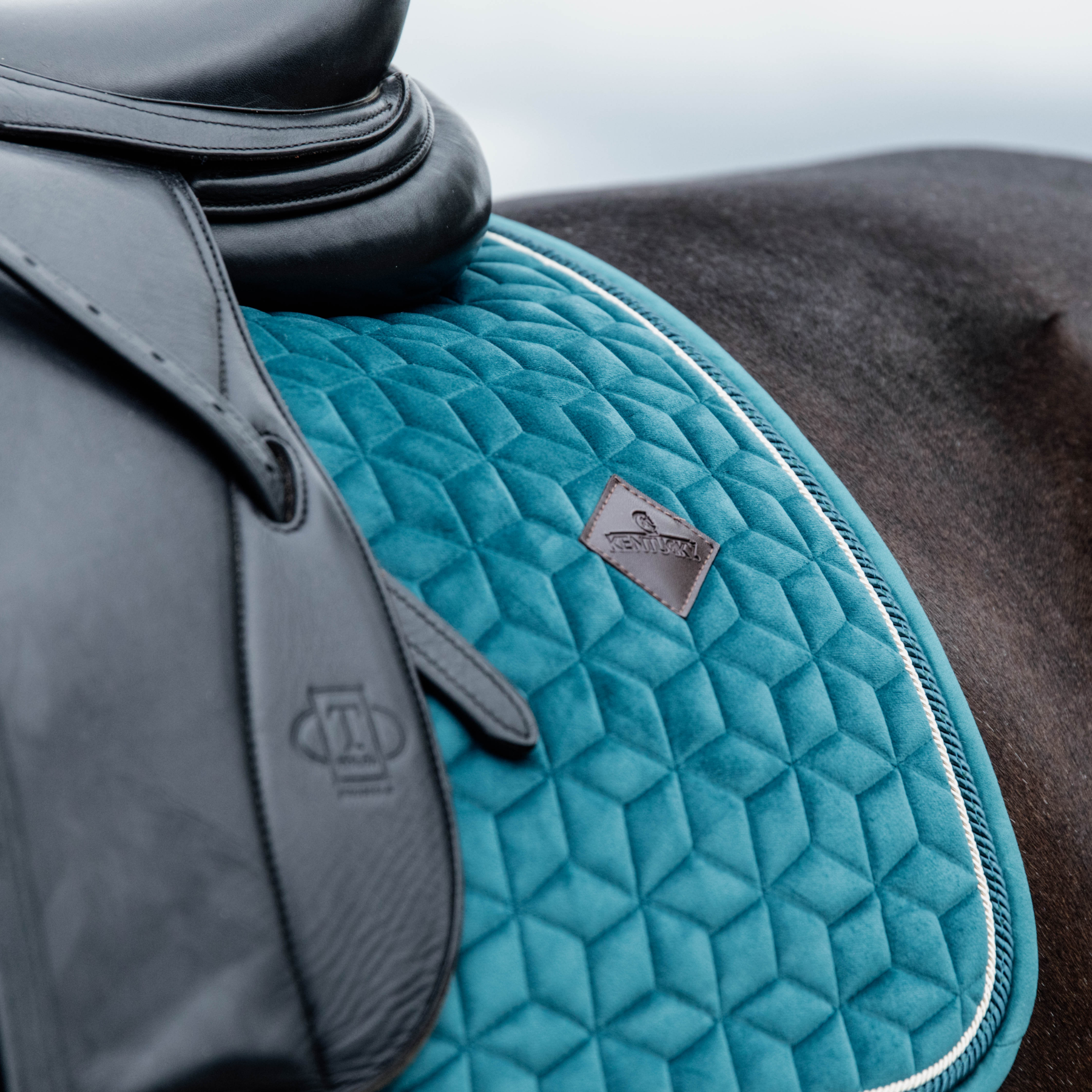 Kentucky Horsewear Saddle Pad Velvet Dressage Emerald Edition
