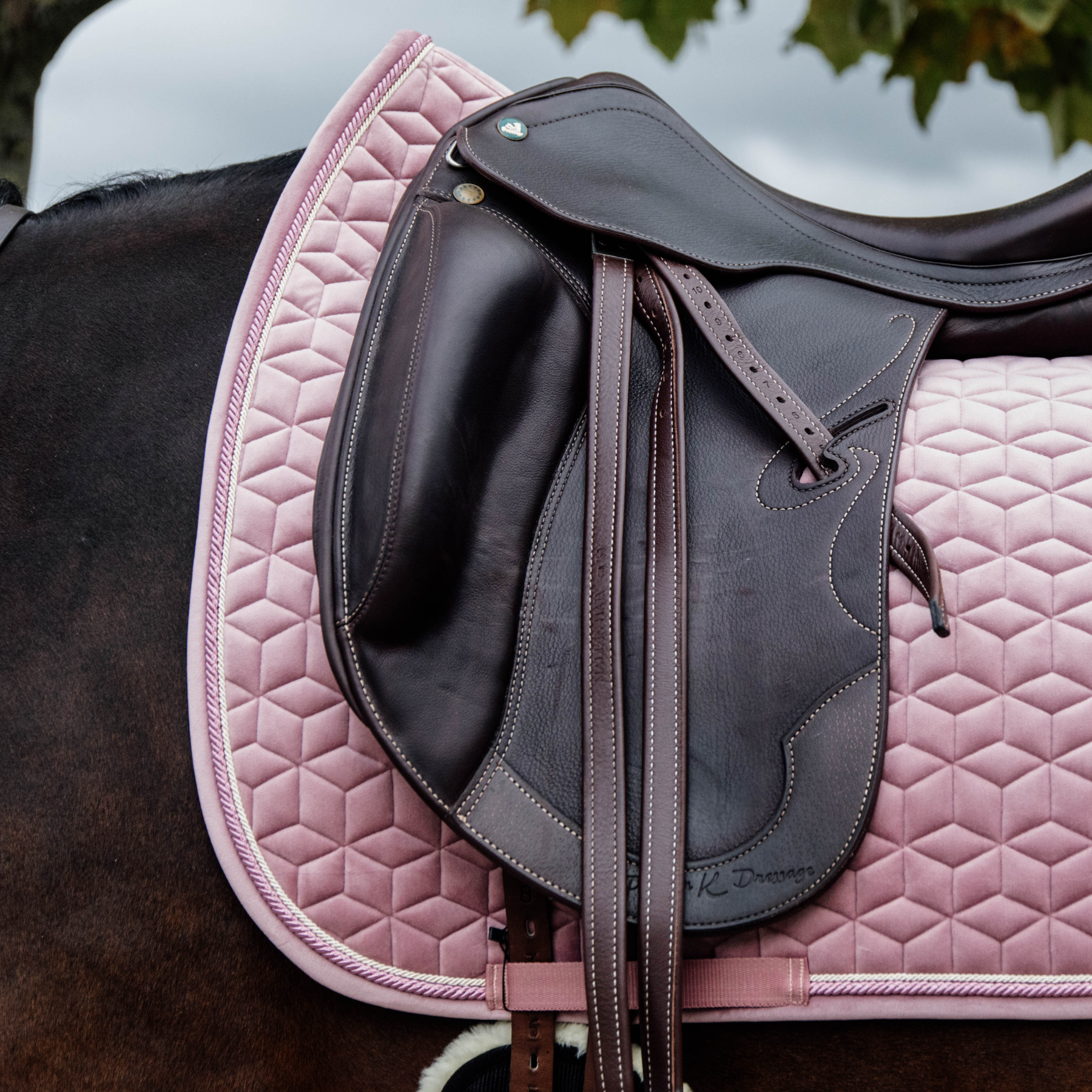 Kentucky Horsewear Saddle Pad Velvet Dressage Old Rose Edition