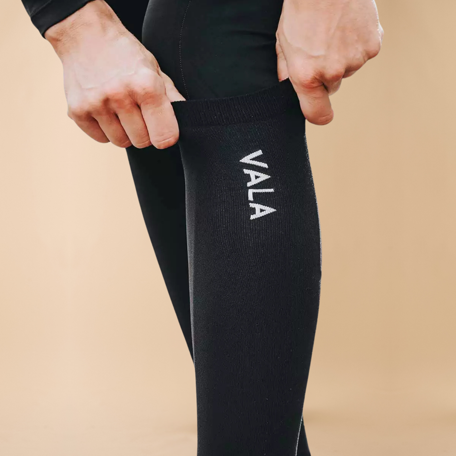 VALA Stride Socks, Black