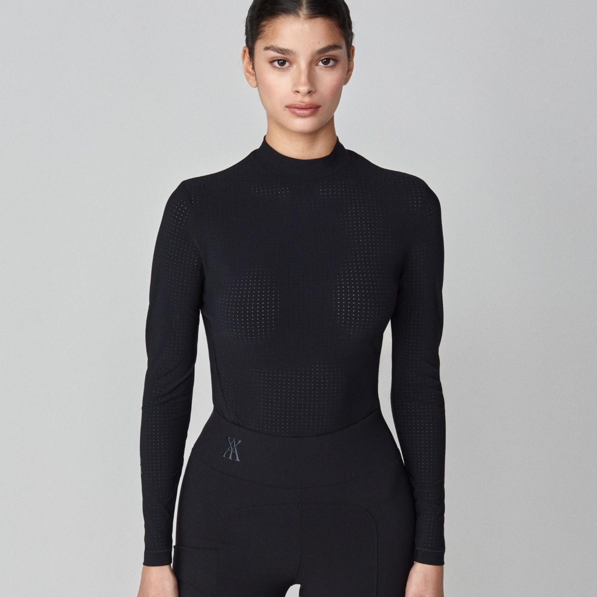 Yagya Ladies Timeless Mesh Show Shirt, Black