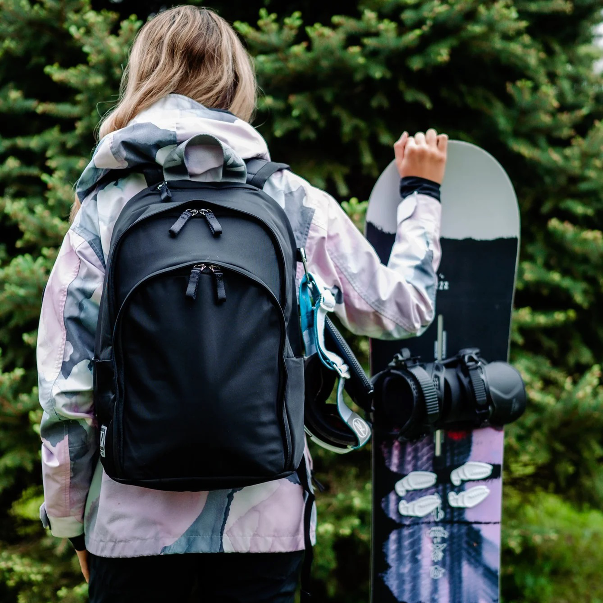 Veltri Sport Novelty Delaire Backpack, Star / Dark Navy