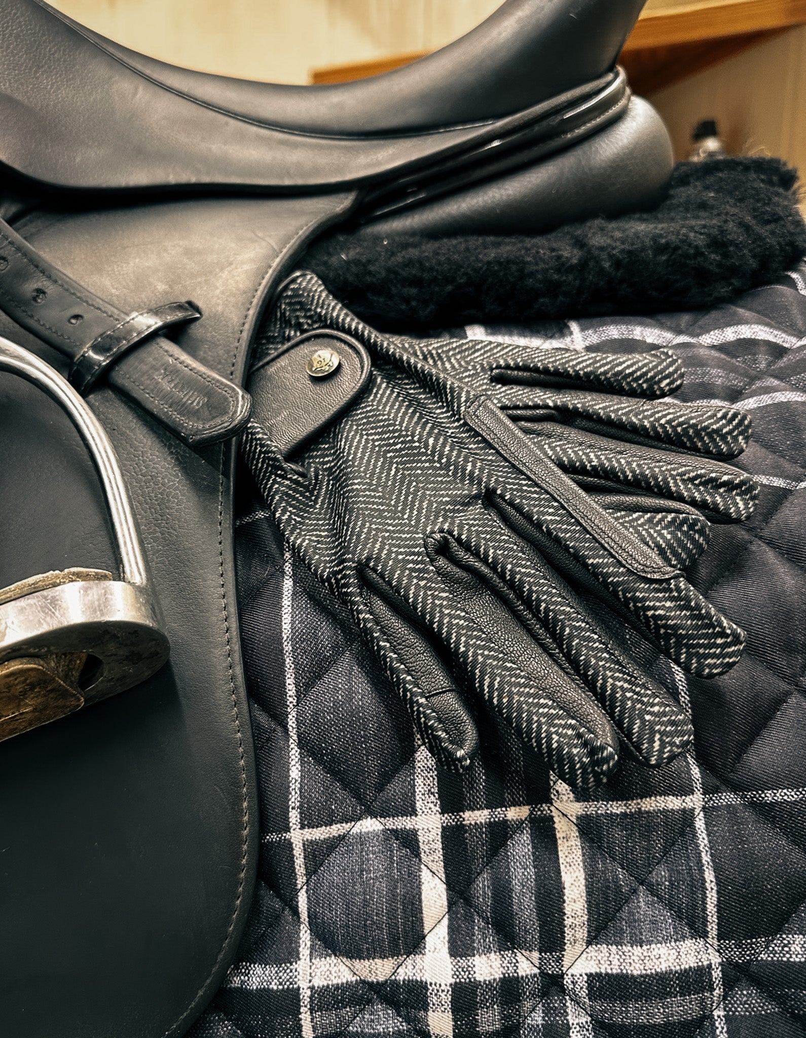 Sixteen Cypress Riding Gloves, Black Herringbone