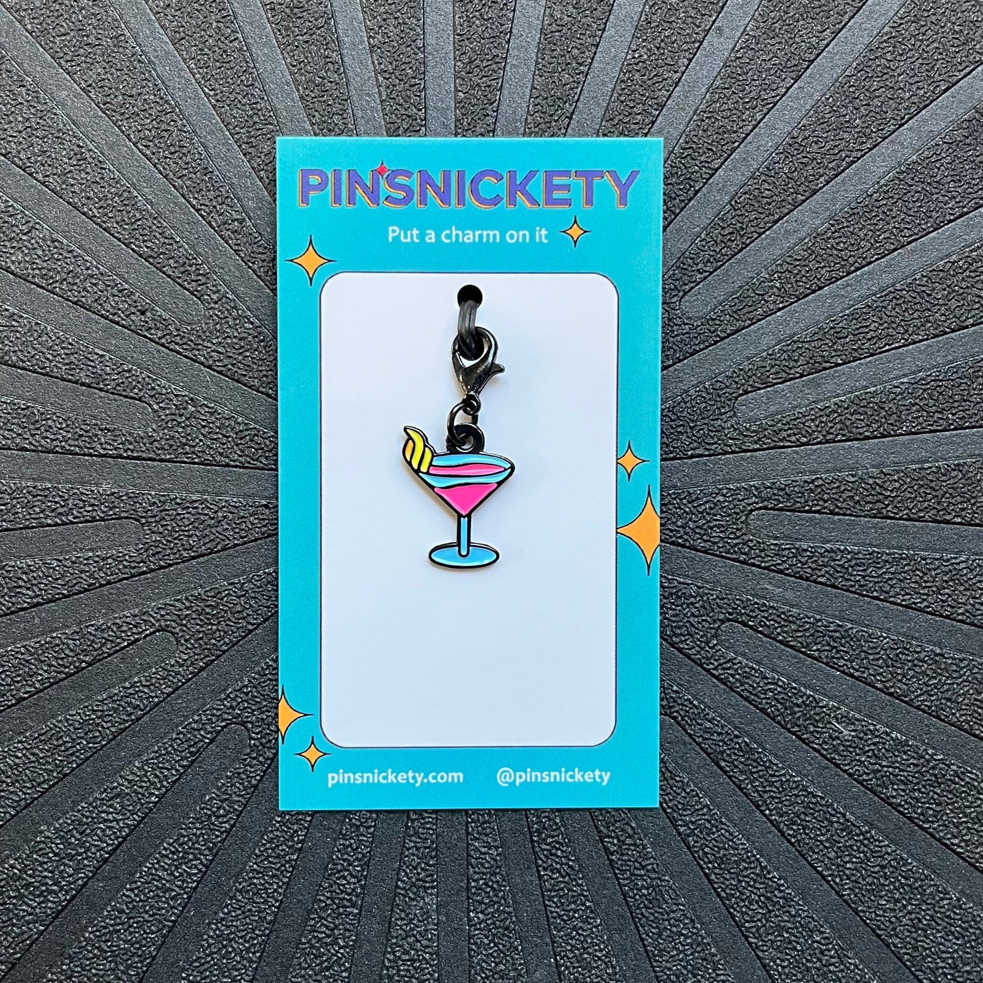 Pinsnickety Martini Charm