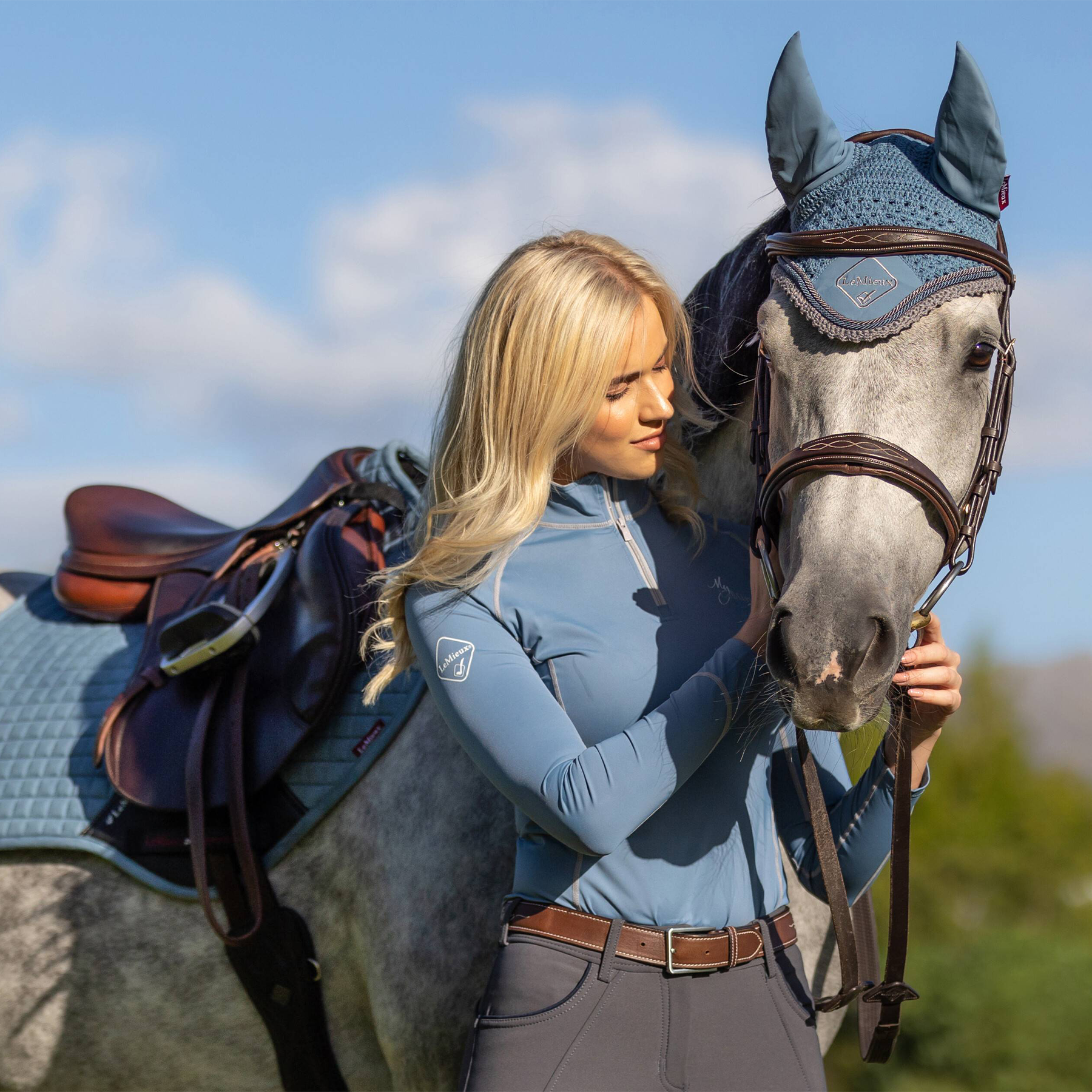 LeMieux Classic Fly Veil, Ice Blue
