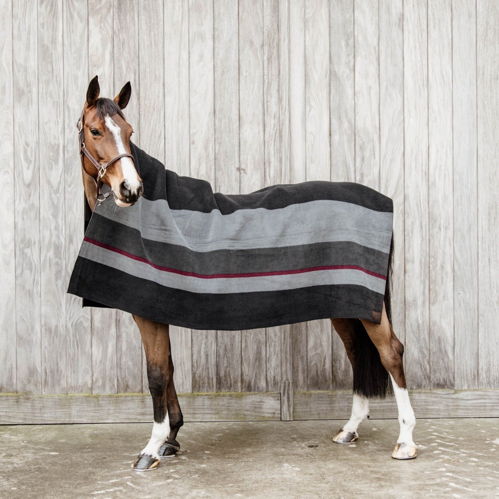 Kentucky Horsewear Heavy Fleece Rug Square Stripes, Black/Grey