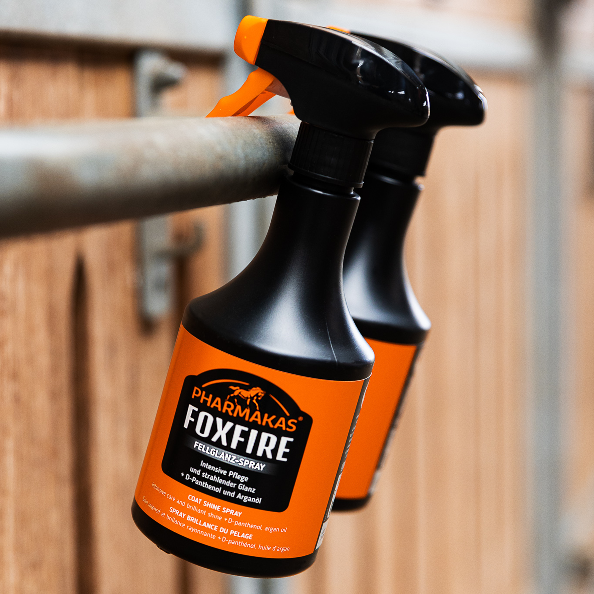 Pharmakas Foxfire Coat Shine Spray