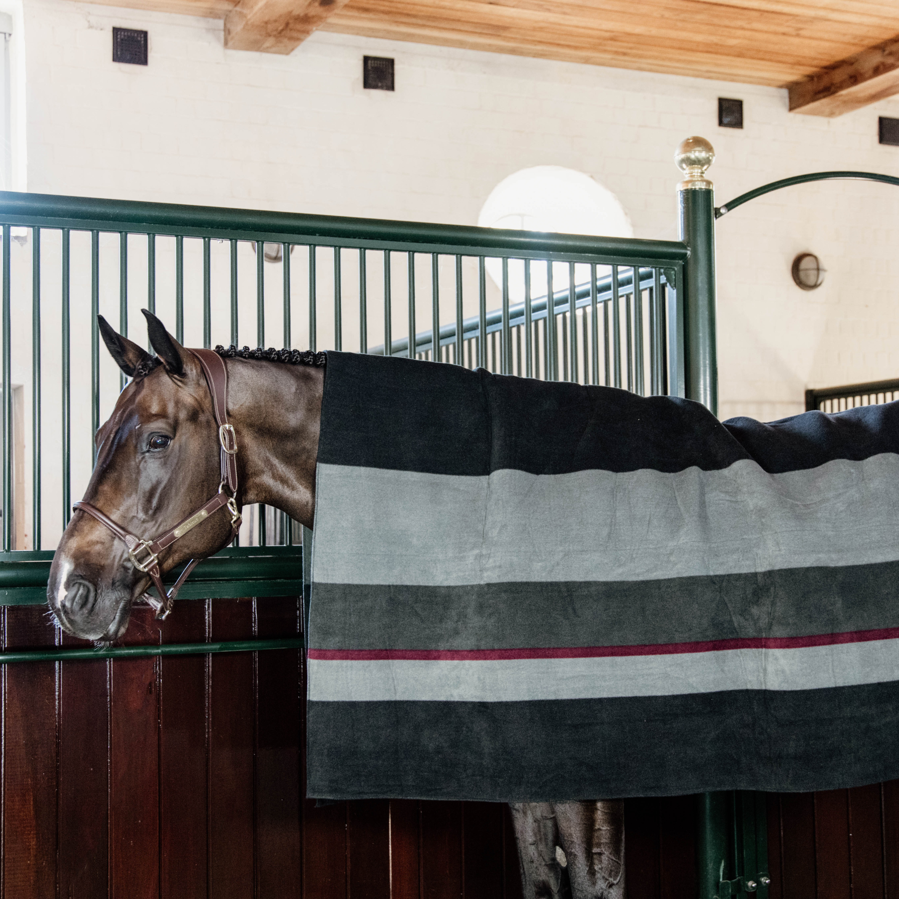 Kentucky Horsewear Heavy Fleece Rug Square Stripes, Black/Grey