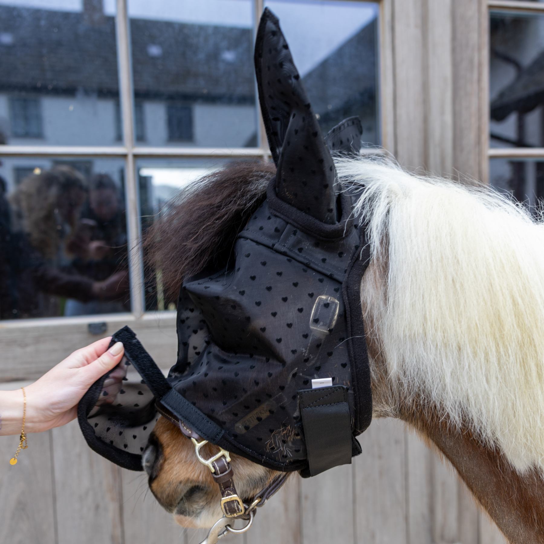 Kentucky Horsewear Fly Mask Heart with Ears and Nose, Black