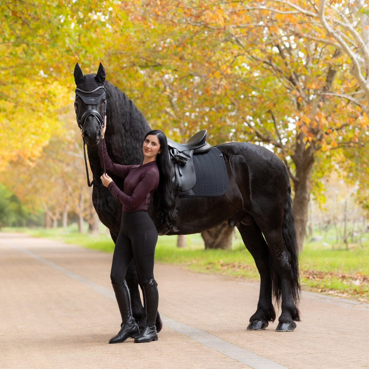 LeMieux Essence Dressage Saddle Pad, Black