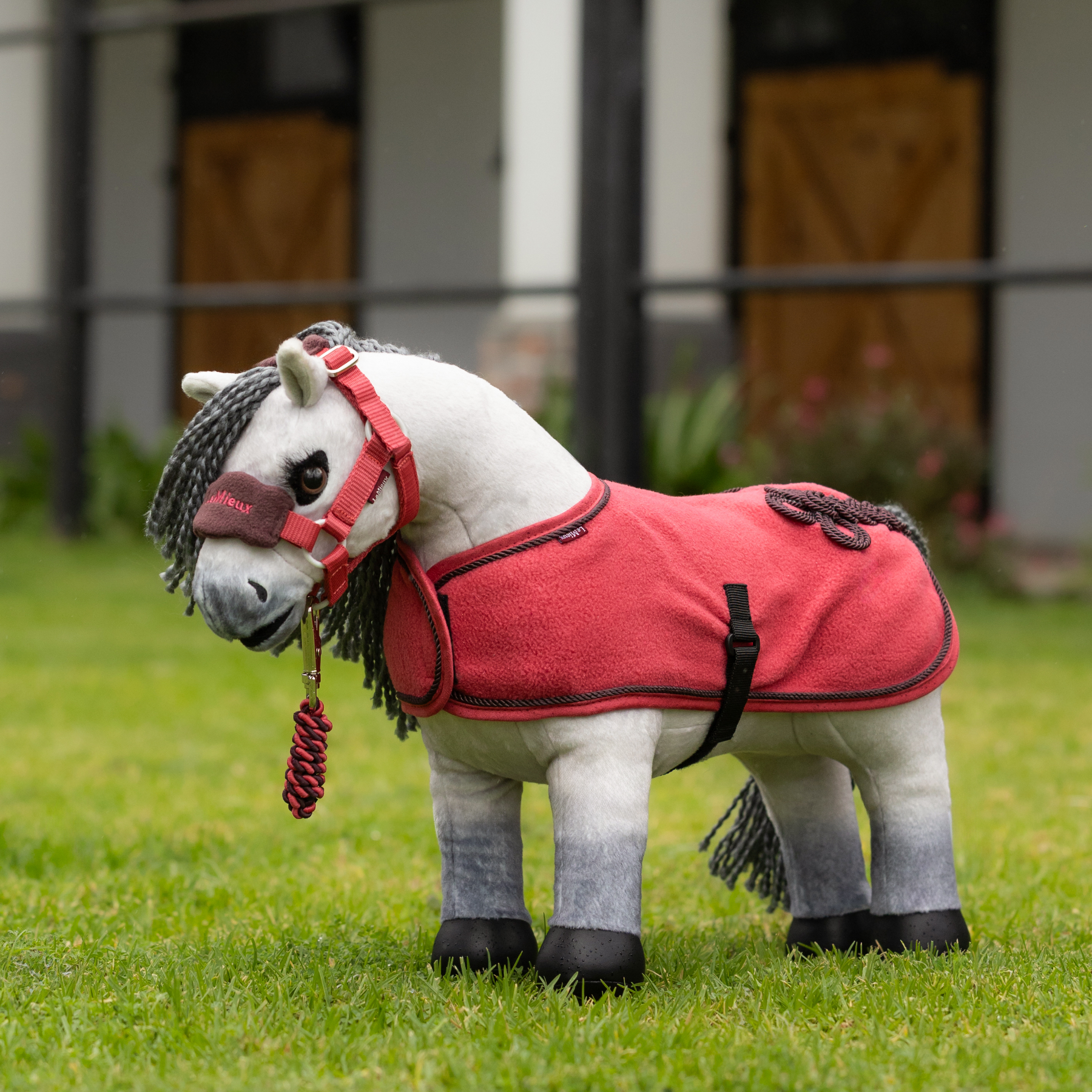 LeMieux Toy Pony, Blanca