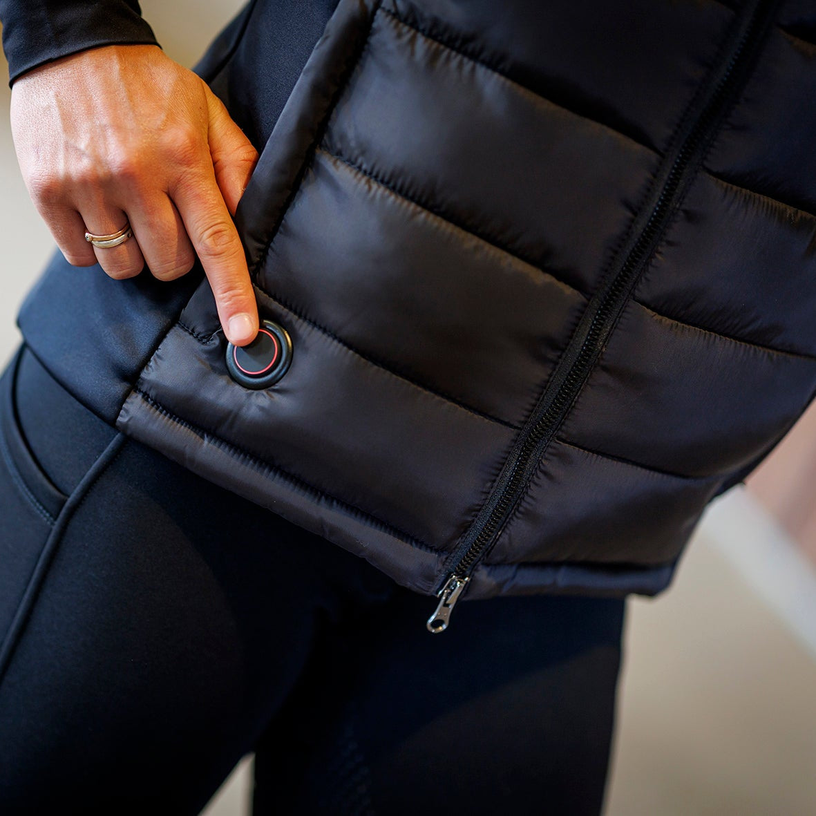 Schockemohle SpMona Ladies Heated Vest, Black