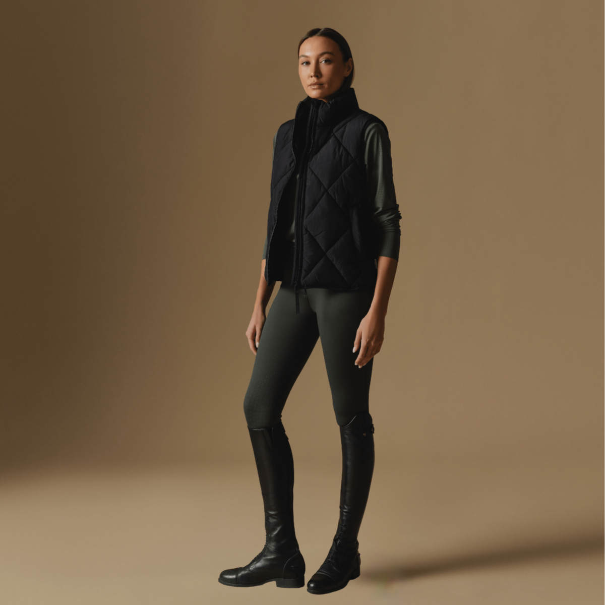 Vala Equestrian Ladies Diamond Quilted Vest, Black