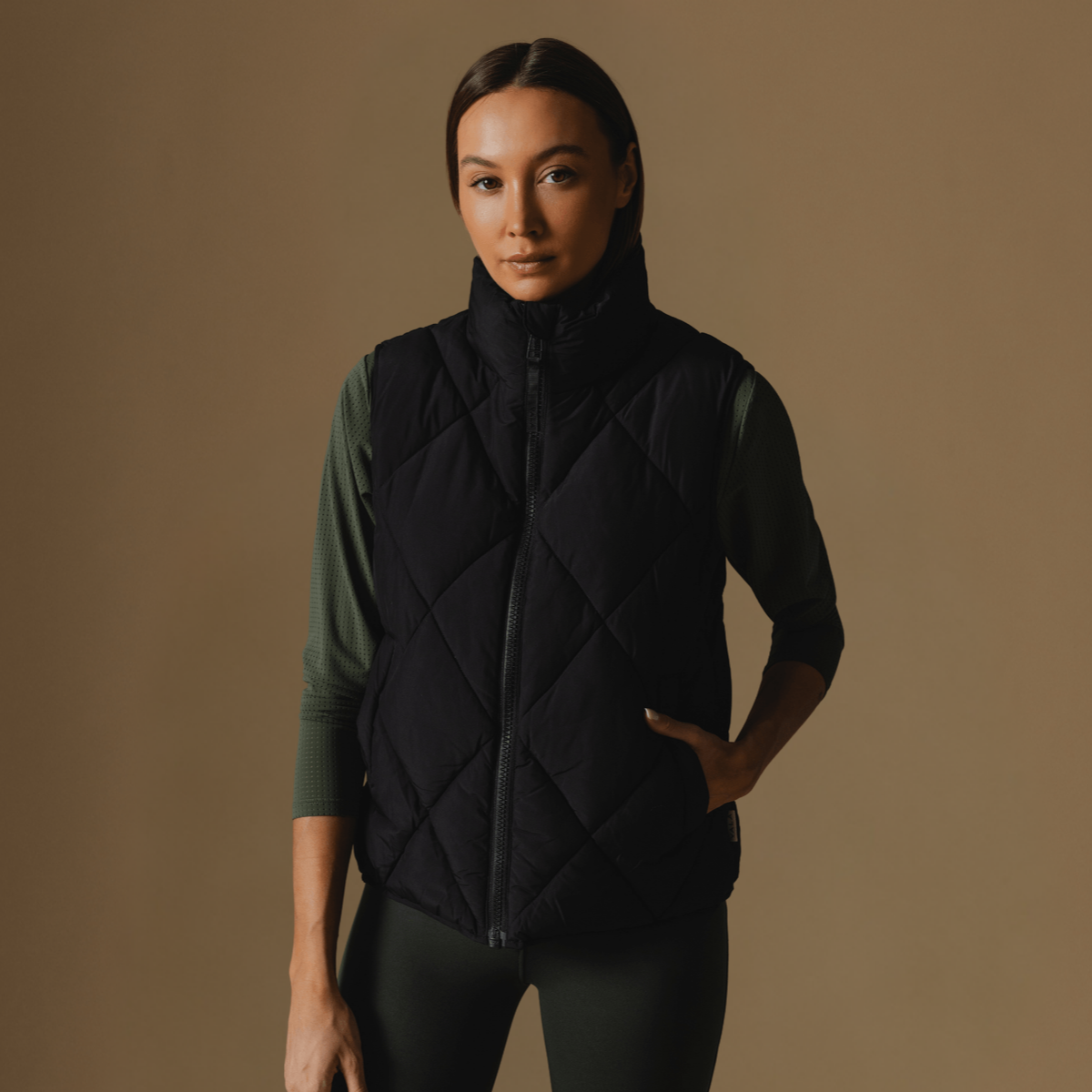 Vala Equestrian Ladies Diamond Quilted Vest, Black