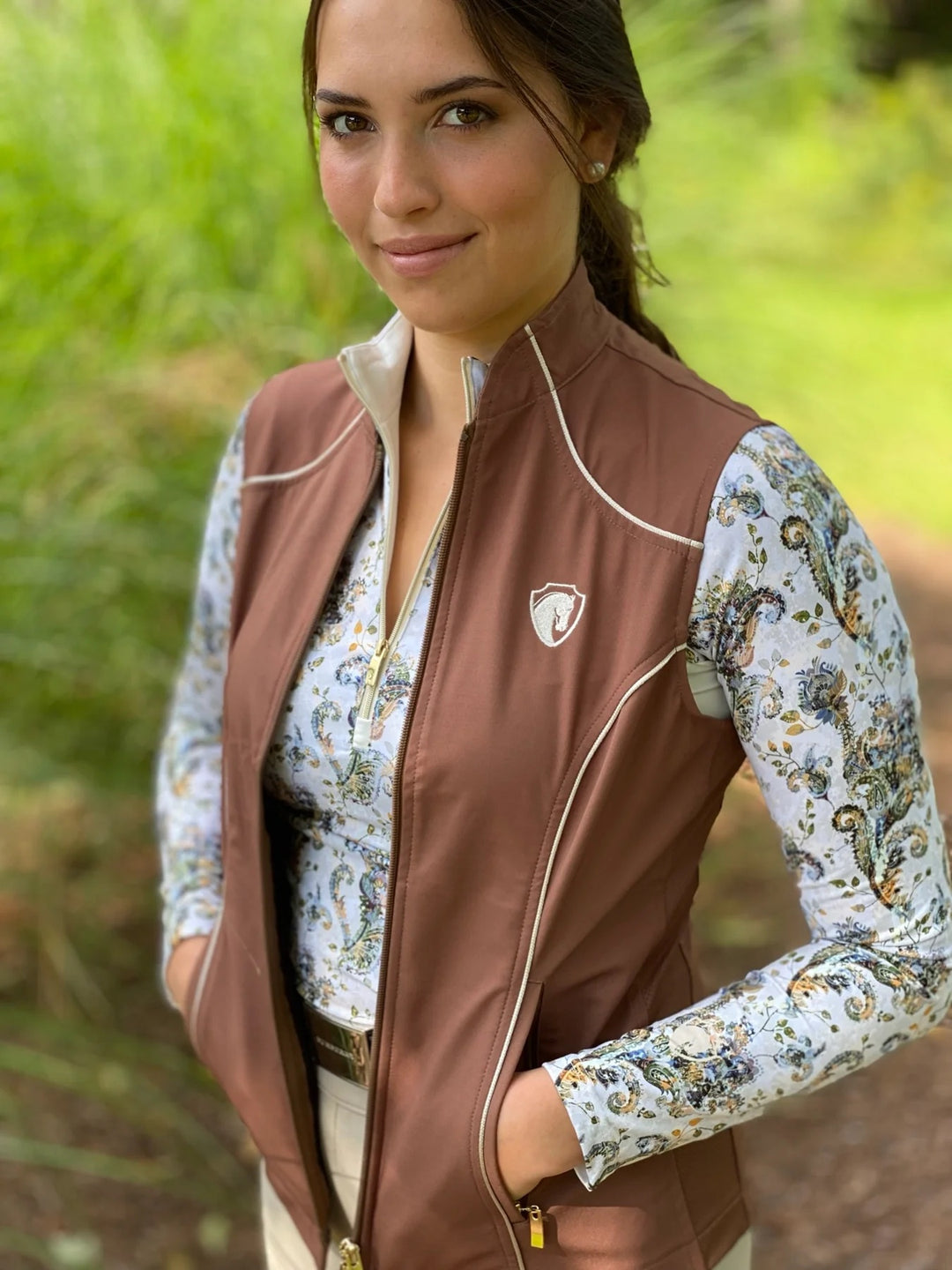 Arista Equestrian Ladies Iconic Bit Vest, Truffle