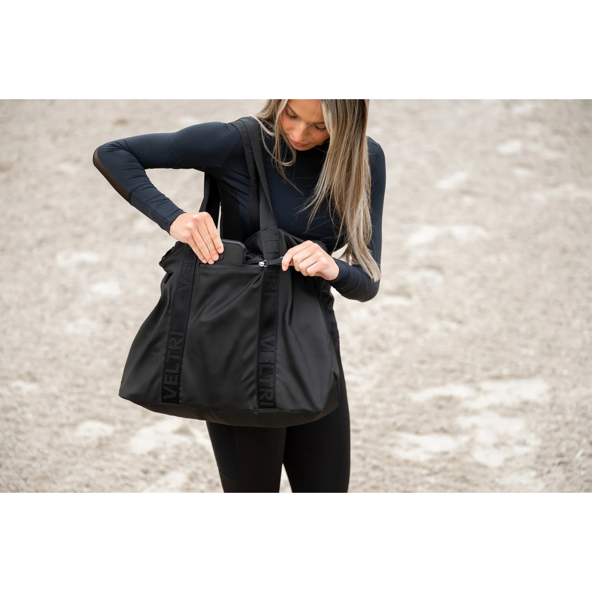 Veltri Newport Tote, Black