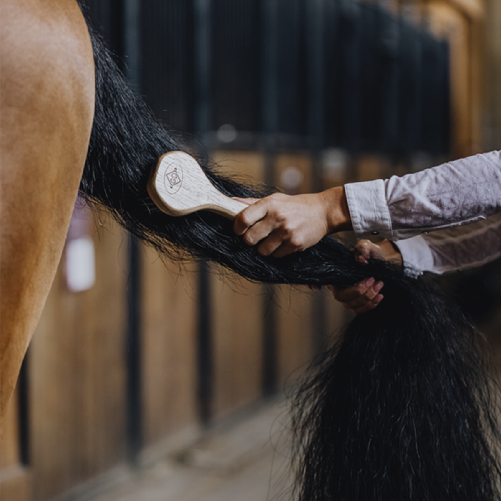 Kentucky Horsewear Mane Brush, Brown