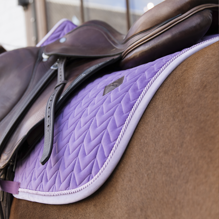 Kentucky Horsewear Jumping Saddle Pad Velvet Contrast, Royal Purple