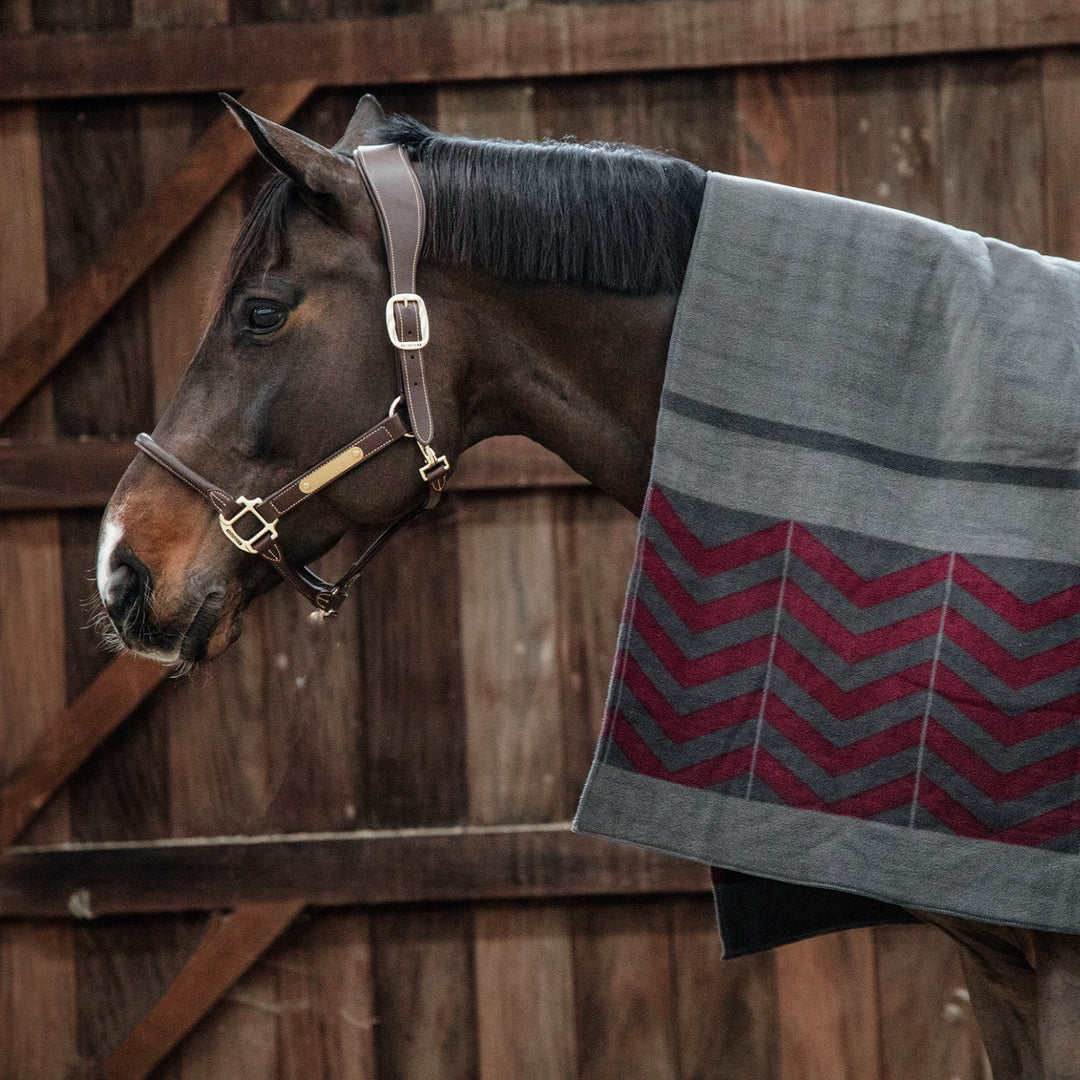 Kentucky Horsewear Heavy Fleece Rug Square Fishbone, Grey/Bordeaux
