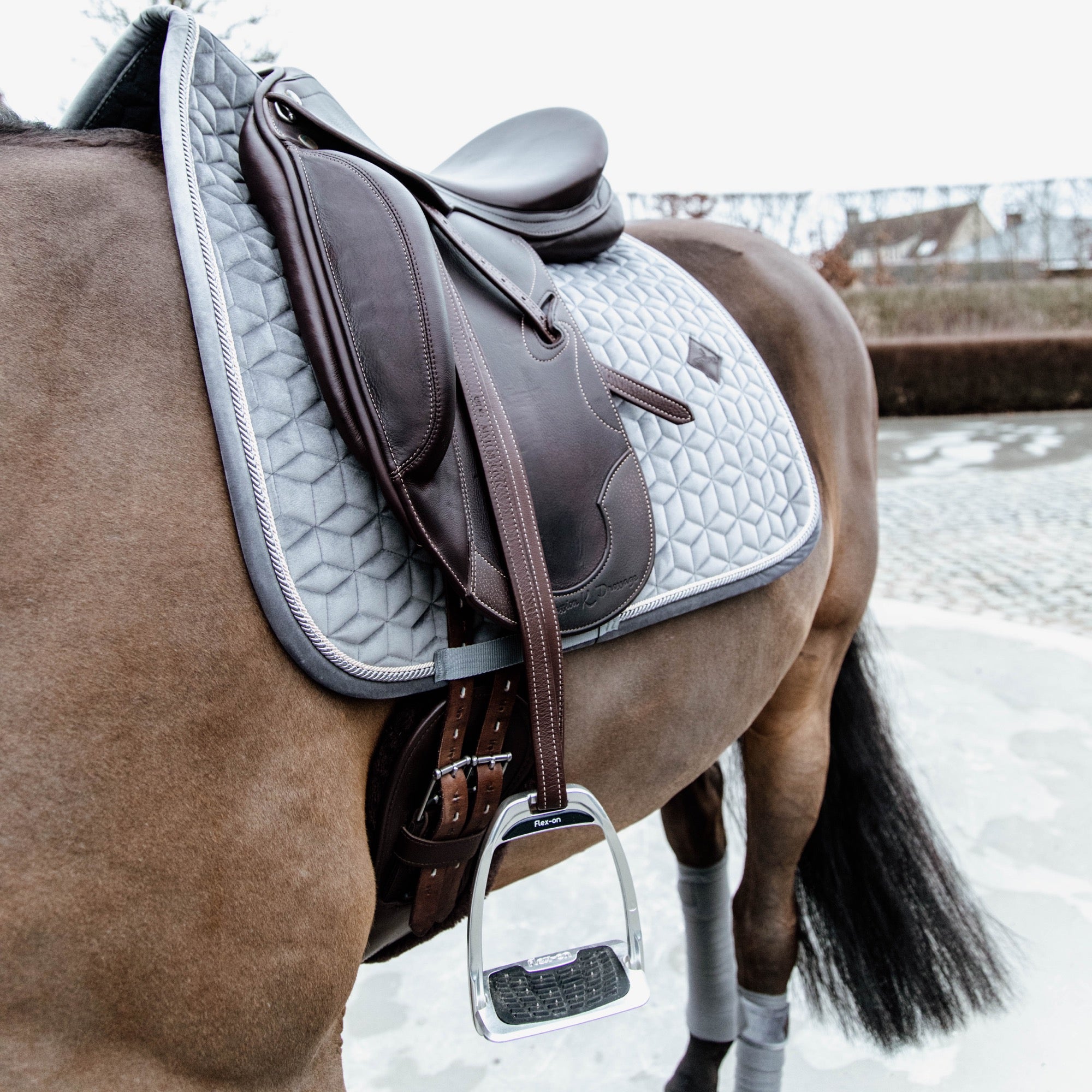 Kentucky Horsewear Saddle Pad Basic Velvet Dressage, Grey