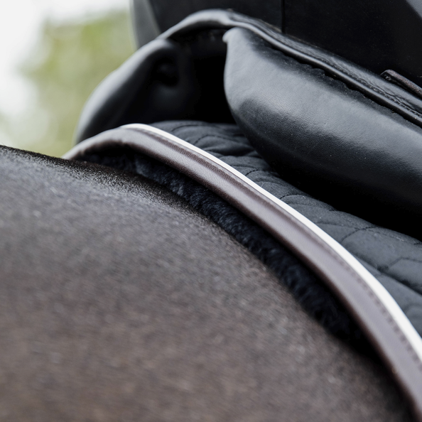 Kentucky Horsewear Skin Friendly Saddle Pad Dressage Star Quilting Black