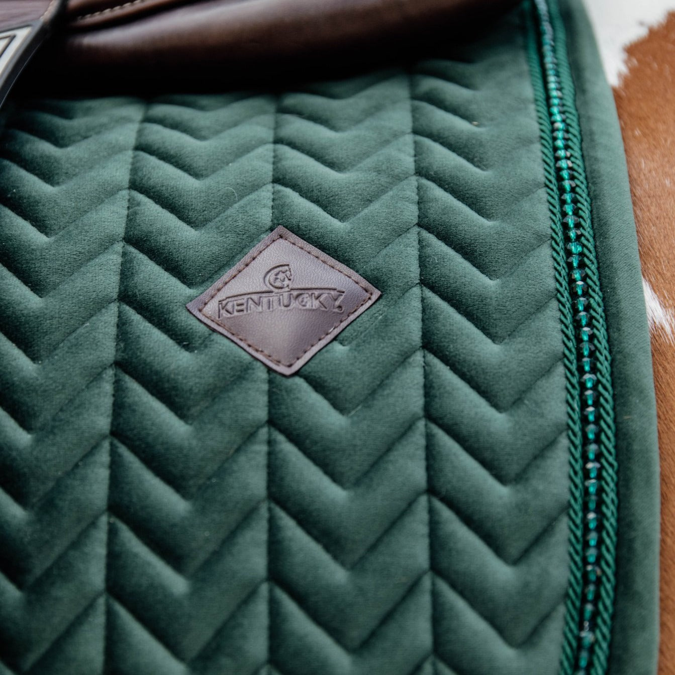 Kentucky Horsewear Saddle Pad Basic Velvet Pearls Dressage, Pine Green