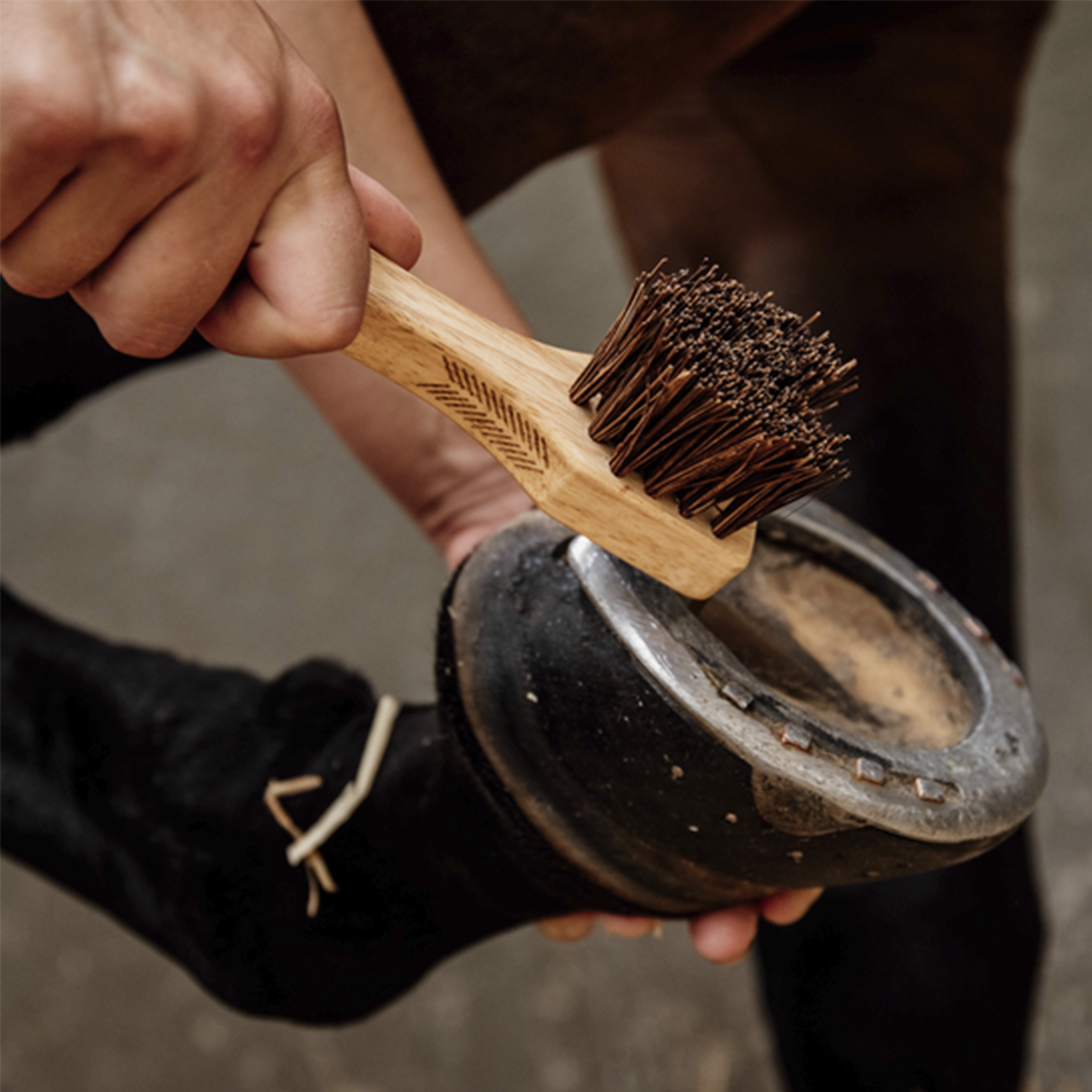 Kentucky Horsewear Hoof Pick, Brown