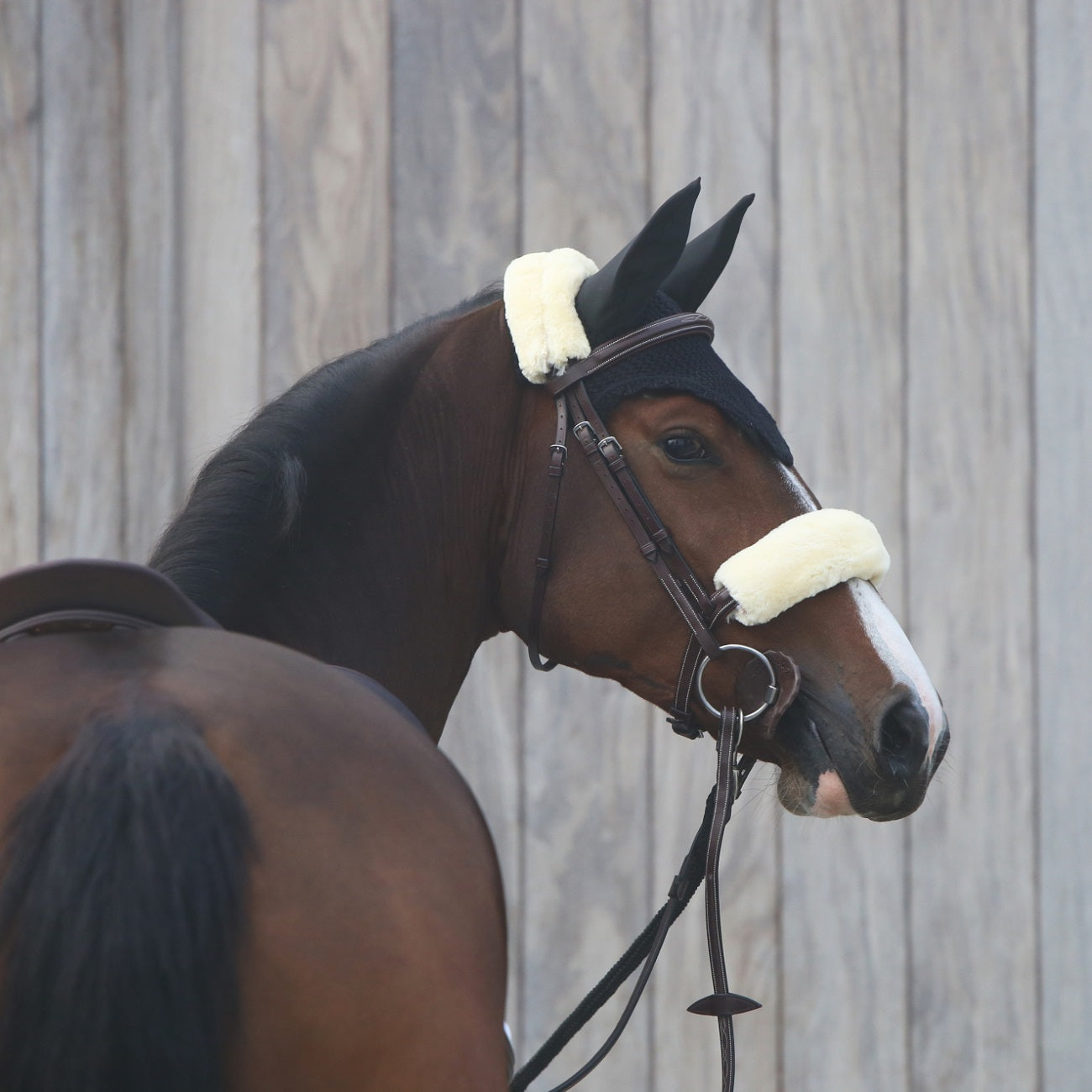 Kentucky Horsewear Faux Sheepskin Noseband Cover