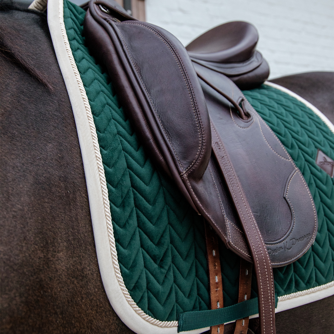 Kentucky Horsewear Dressage Saddle Pad Velvet Contrast, Pine Green