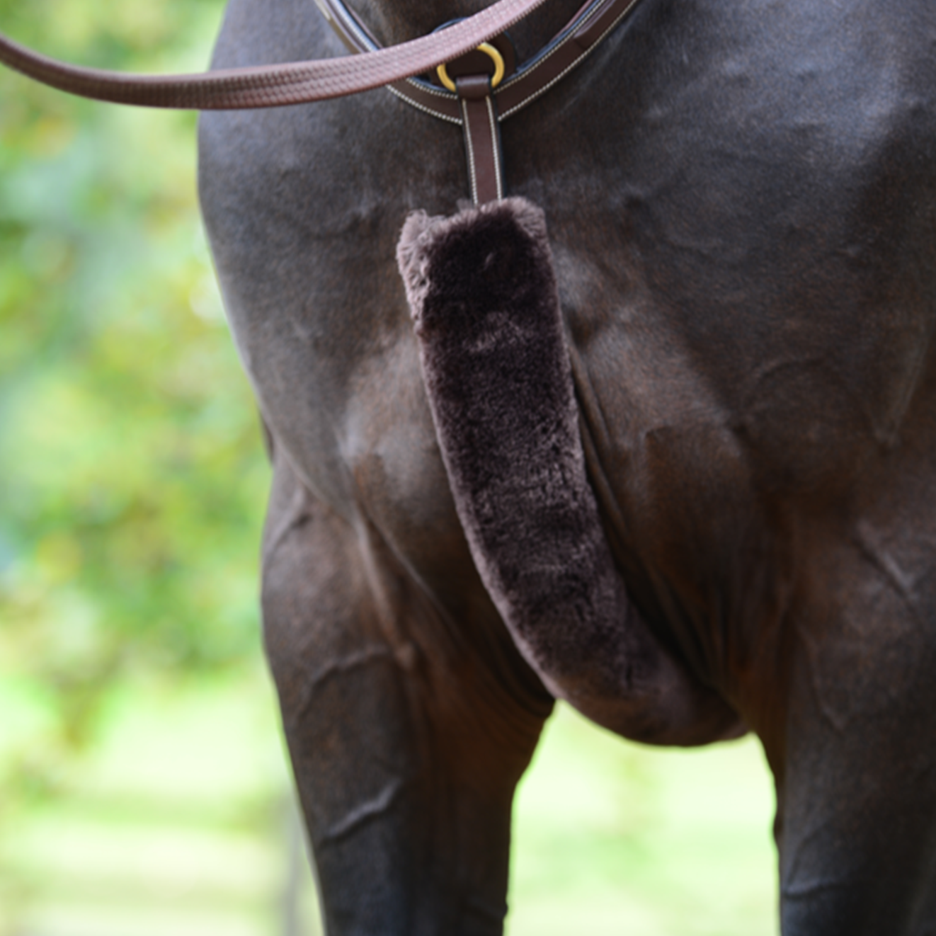 Kentucky Horsewear Sheepskin Breastplate Cover