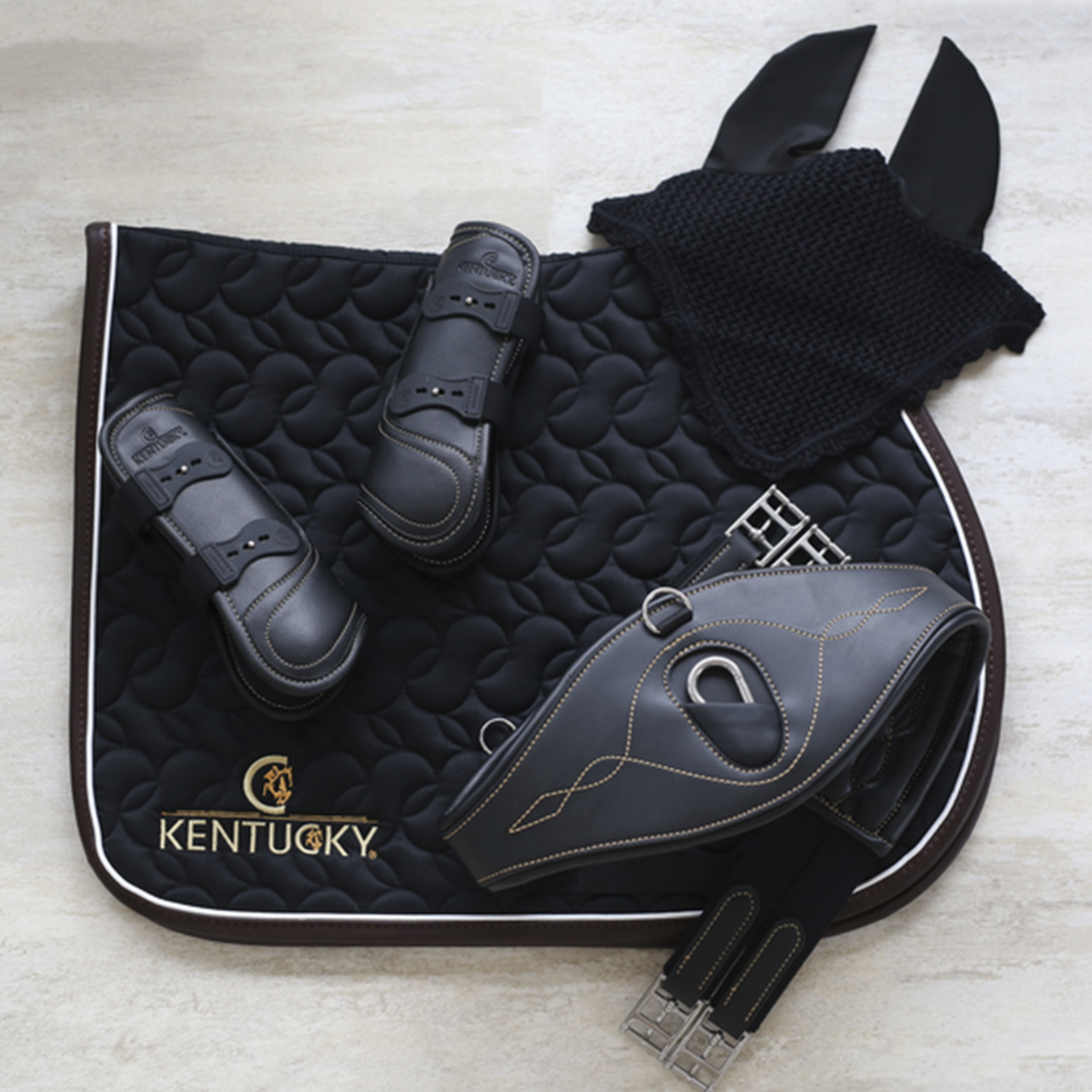 Kentucky Horsewear Anatomic Girth, Brown