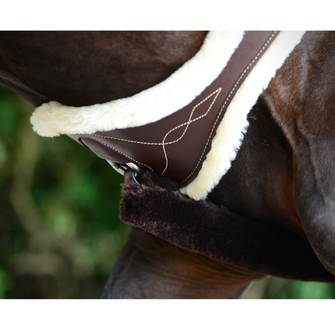 Kentucky Horsewear Sheepskin Anatomic Girth